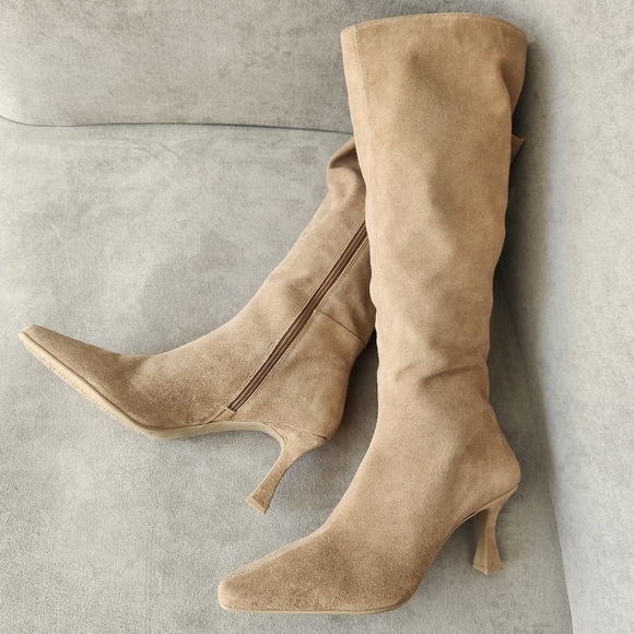 Gianni Bini heeled boots 9.5 beige suede CatWalk knee high snip toe tall new$130 - Picture 2 of 16